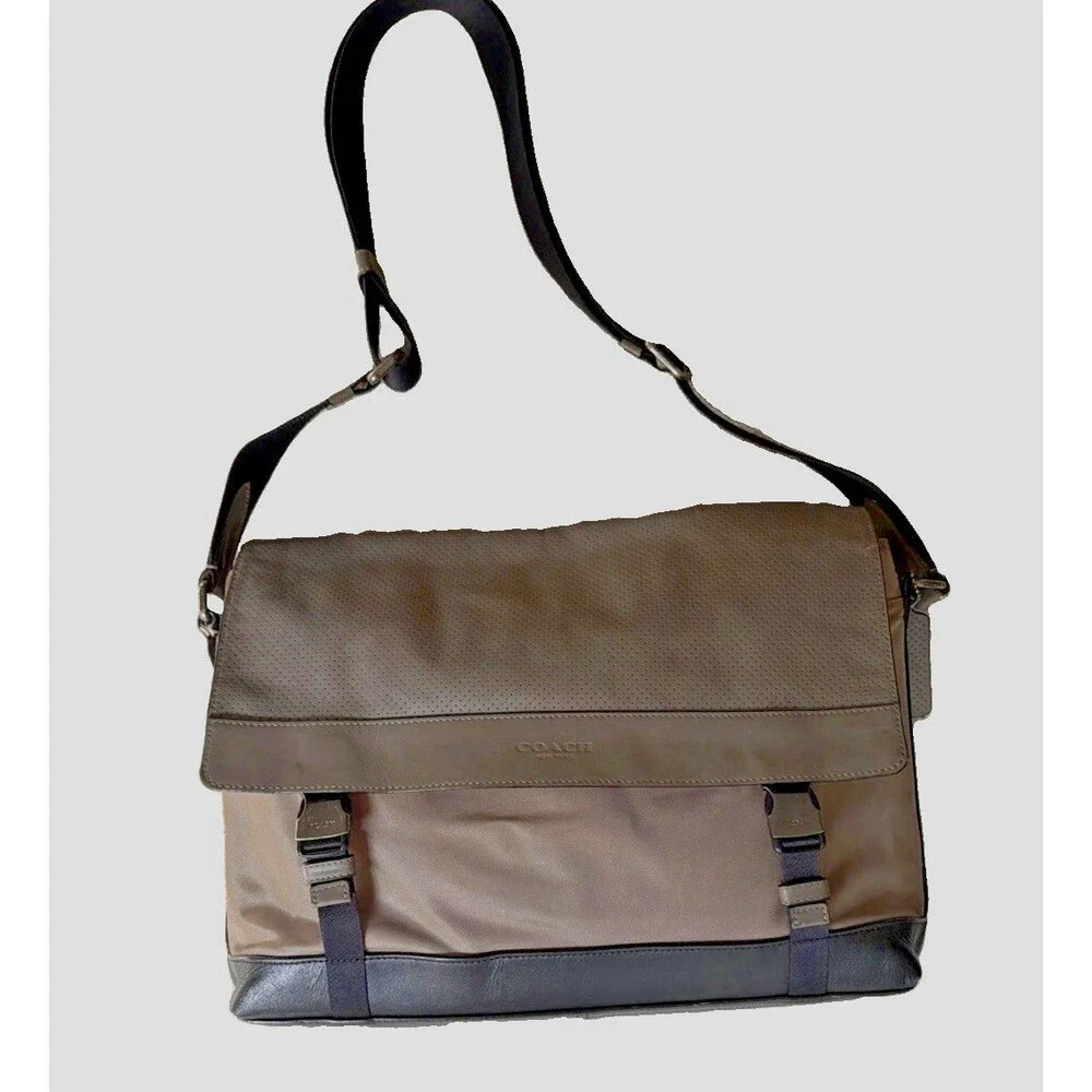 Mens Gray Black Upcrafted Sullivan Messenger Excellent Condition Rare COACH Bag